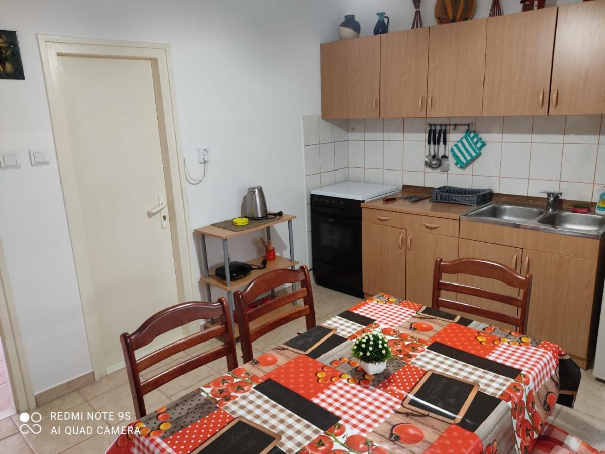 Apartmani Iva Свети-Юрай Экстерьер фото