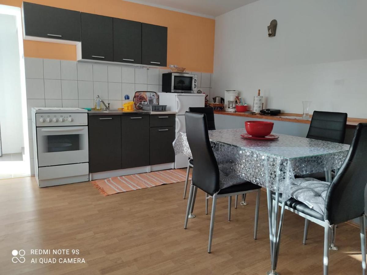 Apartmani Iva Свети-Юрай Экстерьер фото